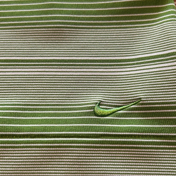 Women’s NikeGolf Fit Dry Polo - Picture 2 of 5